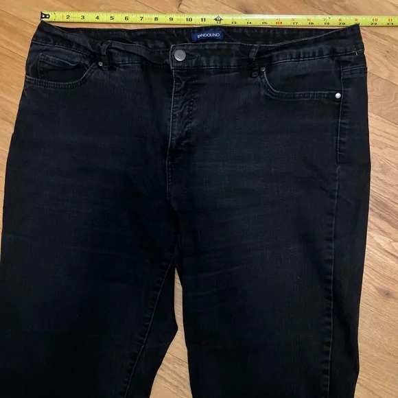 Women's Size 22W Bandolino MANDIE Black Straight Leg Jeans GUC - Picture 4 of 7